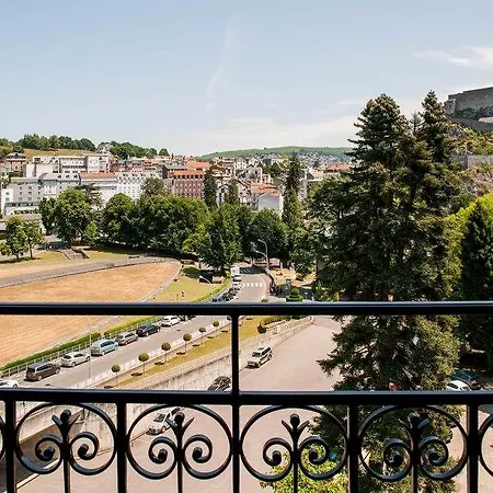 Chapelle Et Parc Otel 4*