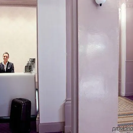 Chapelle Et Parc Otel 4*