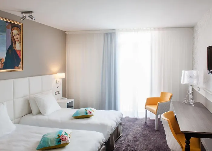 ホテル Chapelle Et Parc 4*