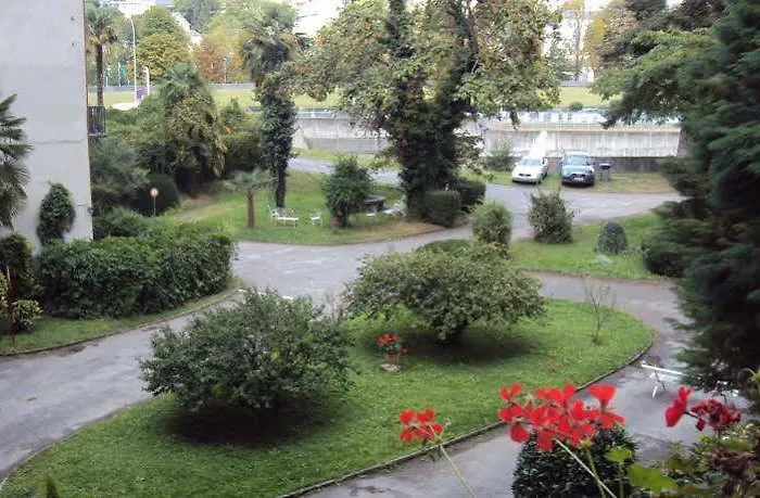 Chapelle Et Parc ルルド