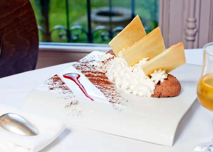 Hotell Chapelle Et Parc Lourdes