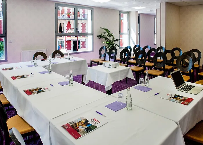 Hotell Chapelle Et Parc Lourdes