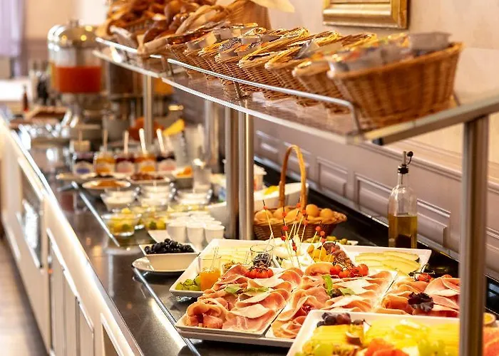 Chapelle Et Parc Hotell Lourdes