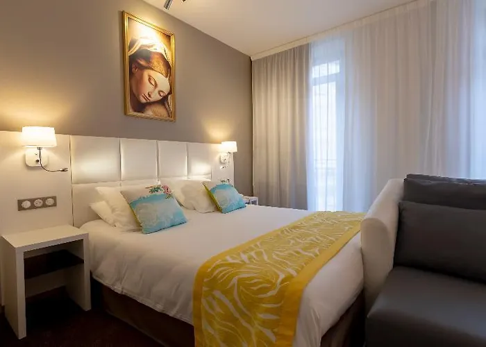 Hotell Chapelle Et Parc