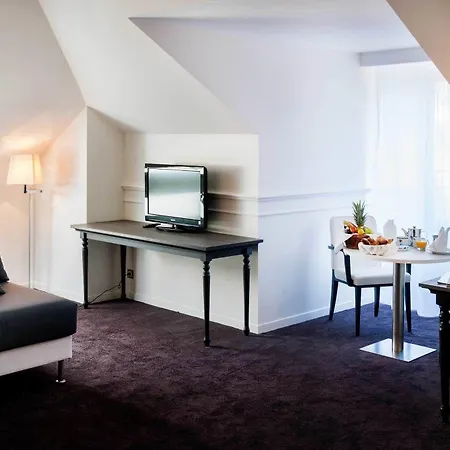 Chapelle Et Parc מלון לורדה