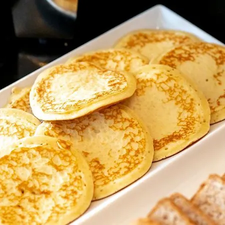 Chapelle Et Parc מלון