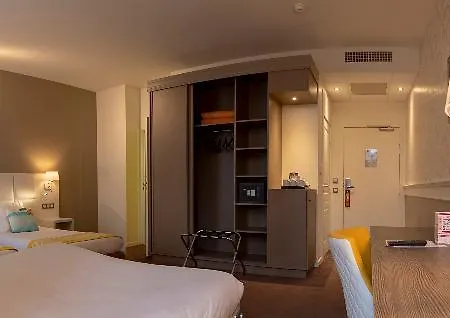 Chapelle Et Parc מלון לורדה