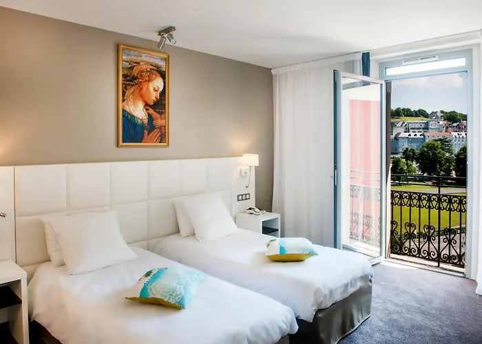 Chapelle Et Parc Hotel 4*