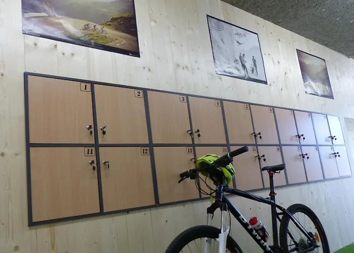 Chapelle Et Parc Hotel Lourdes